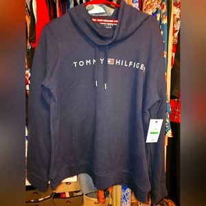Tommy Hilfiger Brand New w Tags L sport style sweater wide collar
